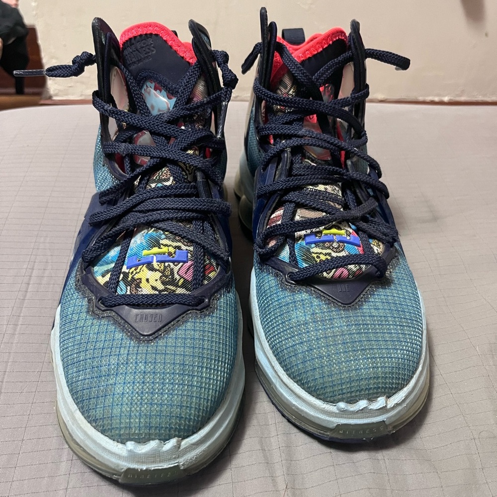 Nike LeBron 19 Fast Food